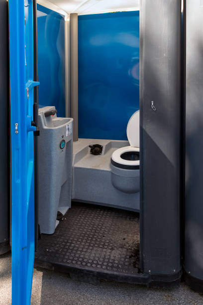 Best Porta potty rental near me  in East Niles, CA